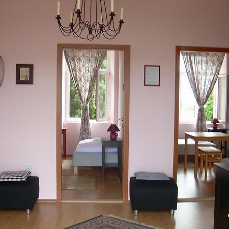 Phara Hostel Gdinj Luaran gambar